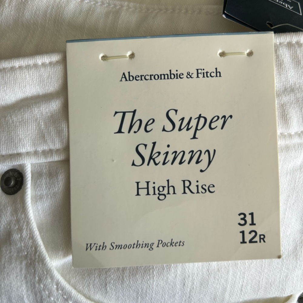 White Super Skinny Jeans - Picture 2 of 3
